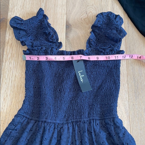 New lulus Easy Loving Navy Blue Eyelet Lace Wide-Leg Jumpsuit size small - Picture 4 of 6